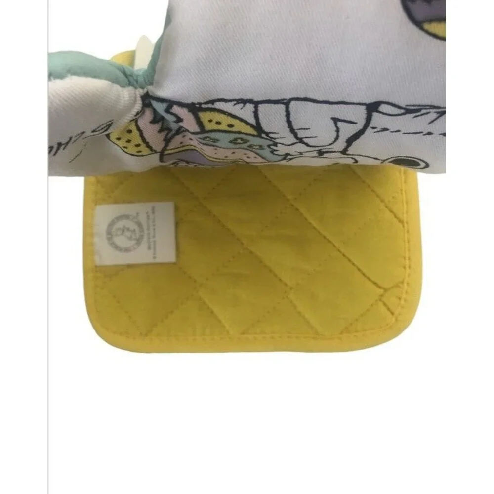 Happy Easter Peanuts Snoopy Set of 2 Oven Mitt Cotton Potholder Colored Eggs